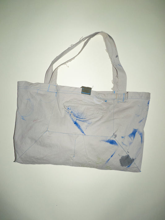 multi pocket shoulder bag